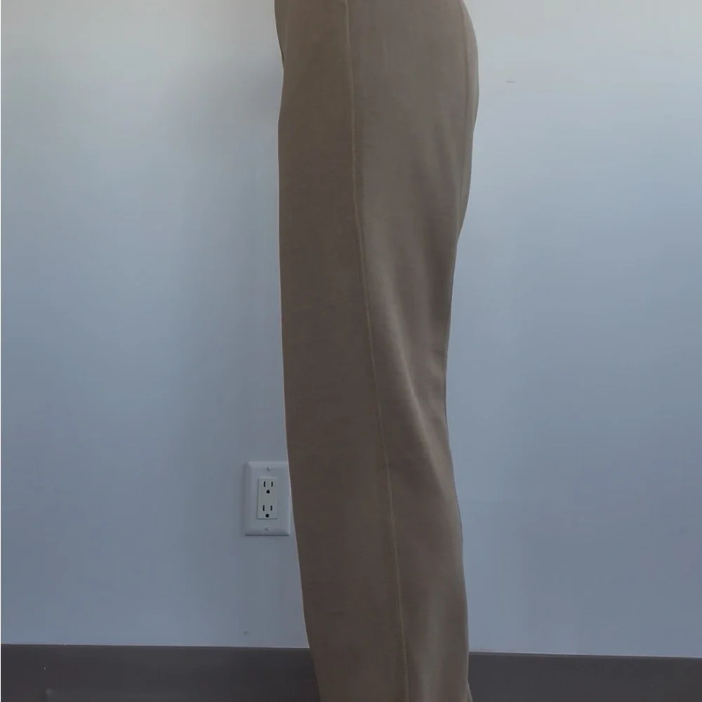 Lululemon Camel High-Waisted Pants - Picture 3 of 9